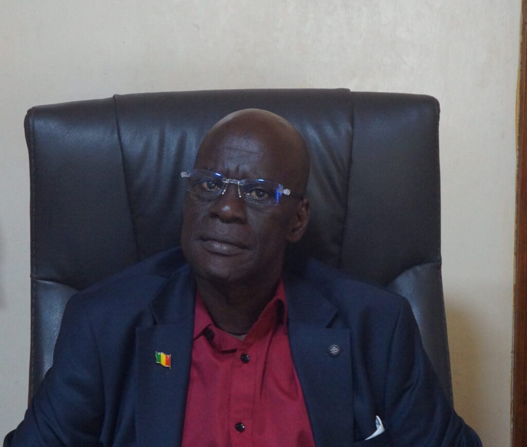 Capitaine de Vaisseaux à la retraite AMADOU SOW
